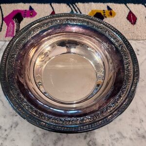 Reed and Barton? Silverplate larger bowl. 10x2, needs pooosh otherwise EUC